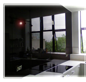 glass-splashback-black