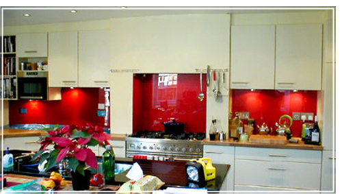 glass splashback, ruby